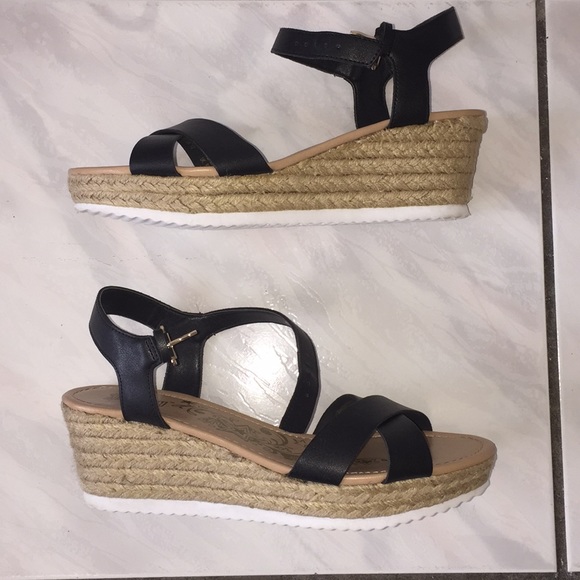 Brash Platform Sandals Size 11 - EUC - Picture 3 of 8